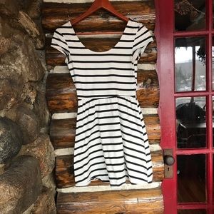 Cute Sundress ☺️❤️ size small